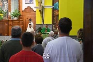 Lomo Magullo le da la bienvenida a su nuevo párroco/Francisco Javier Santana.